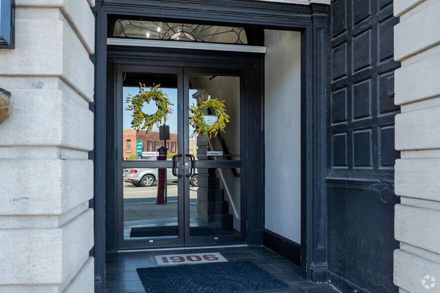 More Photos Of 1 Main St, Peabody Apartments For Lease