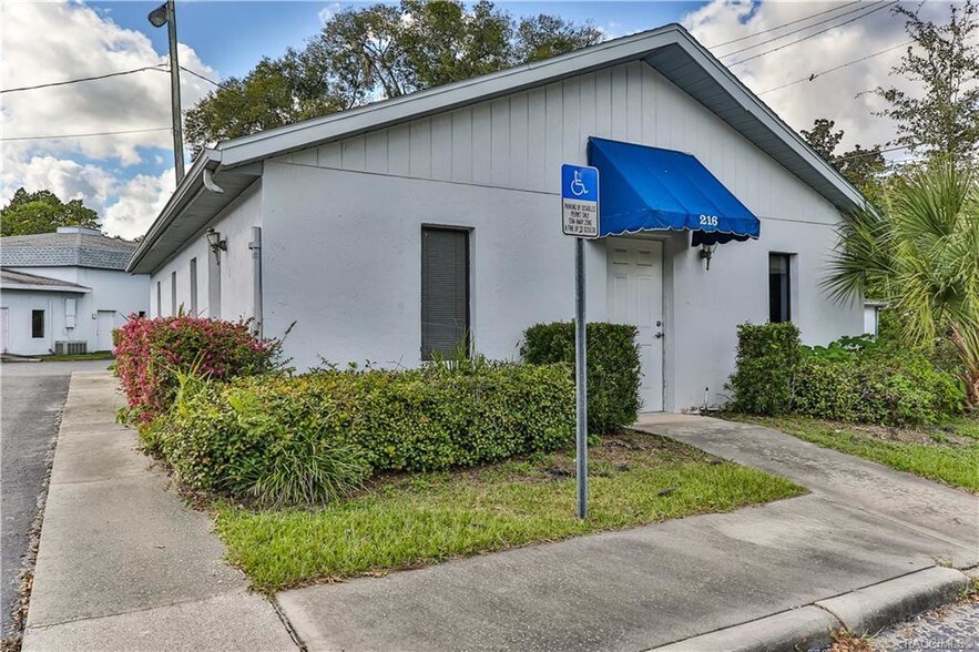 More Photos Of 202 W Highland Blvd, Inverness Medical For Lease