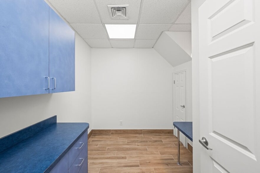 More Photos Of 248 Avenue P, Brooklyn Office Residential For Sale