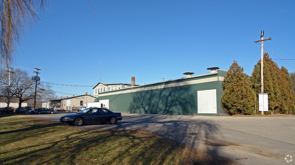 More Photos Of 46-50 Bridge St, Nashua Flex For Lease