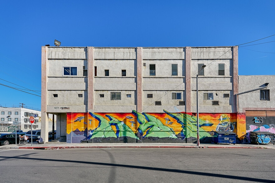 More Photos Of 901 E 31st St, Los Angeles Manufacturing For Lease