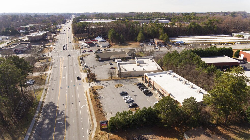More Photos Of 5245 Buford Hwy, Norcross Storefront Retail Office For Lease