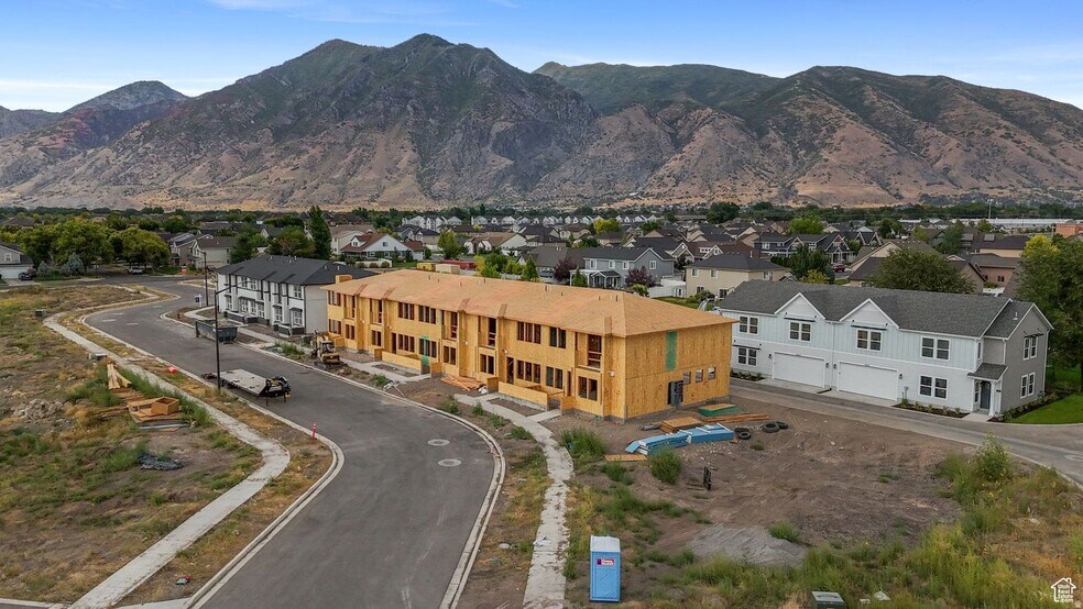 More Photos Of 737 S Harrison Dr, Springville Multifamily For Sale