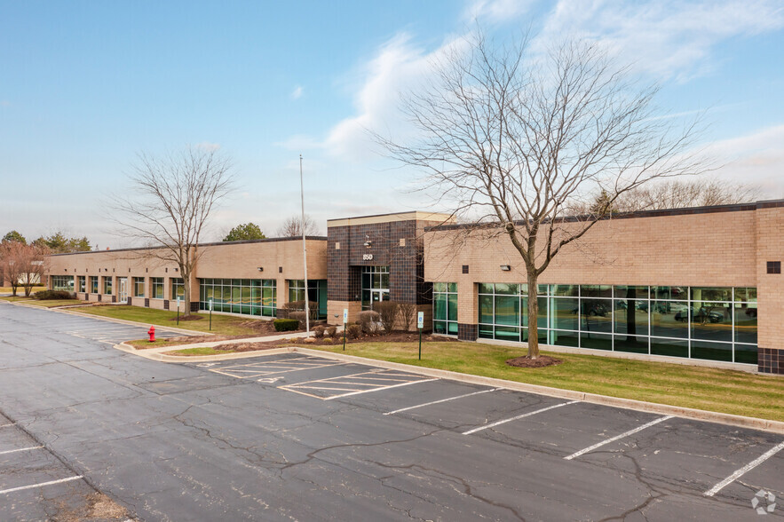 Primary Photo Of 850 N Arlington Heights Rd, Itasca Medical For Sale