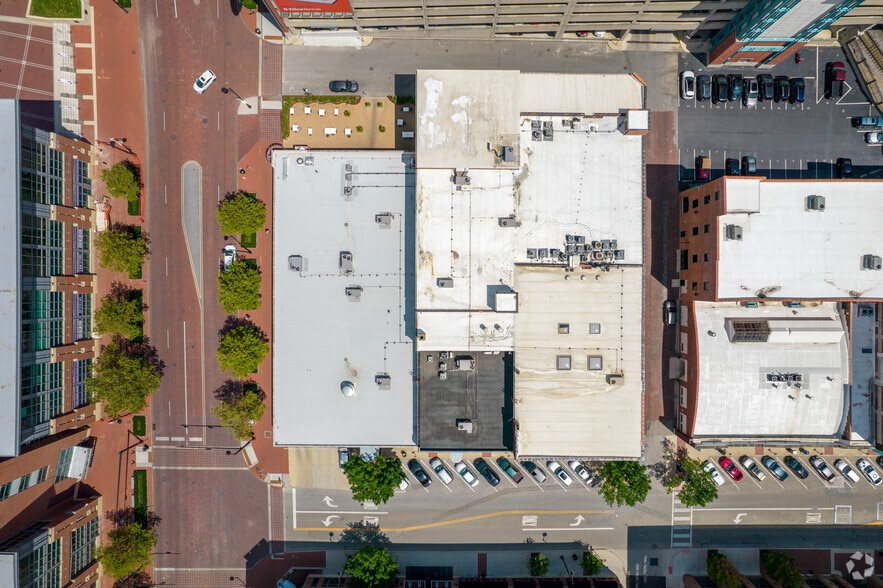 More Photos Of 300 Marconi Blvd, Columbus Loft Creative Space For Lease