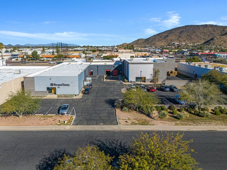 Primary Photo Of 1926 W North Ln, Phoenix Distribution For Lease