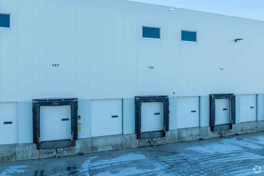 More Photos Of 290144 Township Rd 261, Rocky View No 44 Distribution For Lease