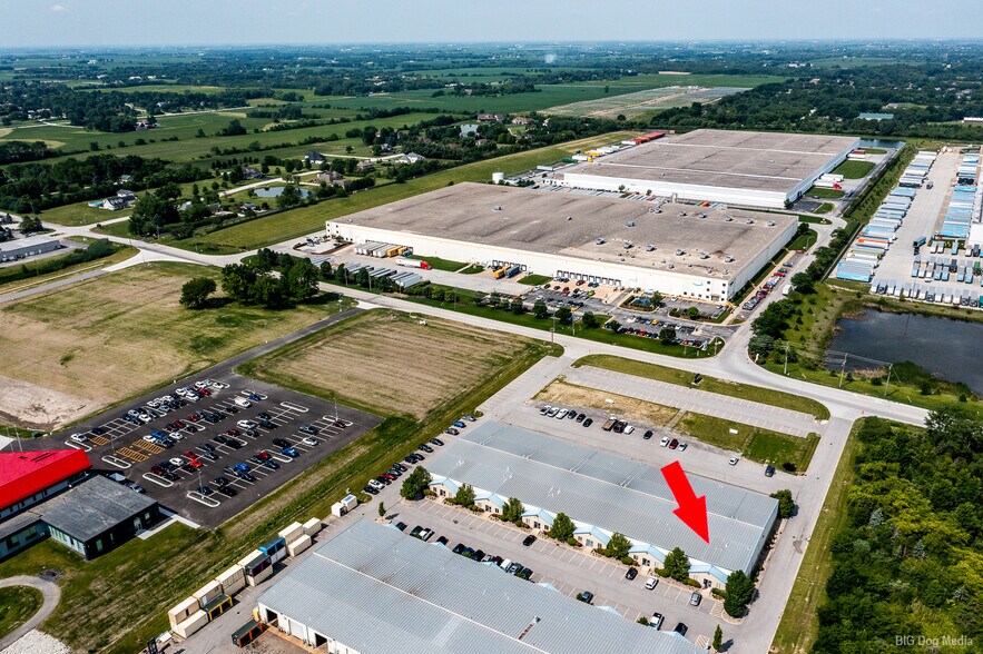 More Photos Of 6370 W Emerald Pky, Monee Warehouse For Lease