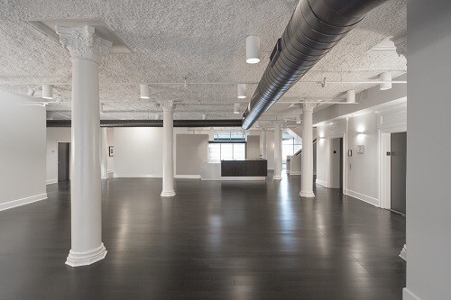 More Photos Of 22 E Washington St, Indianapolis Office For Lease