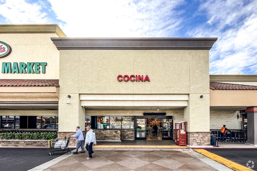 2002-2320 E Lincoln Ave, Anaheim, CA 92806 Cityfeet.com