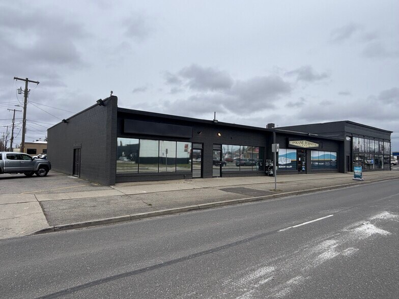 Primary Photo Of 8-14 W Indiana St, Spokane Storefront For Lease