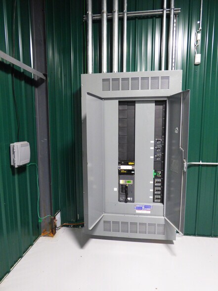 More Photos Of 420 2nd St, Harrisville Manufacturing For Sale