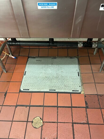 More Photos Of 6435 Mission Gorge Rd, San Diego Fast Food For Lease