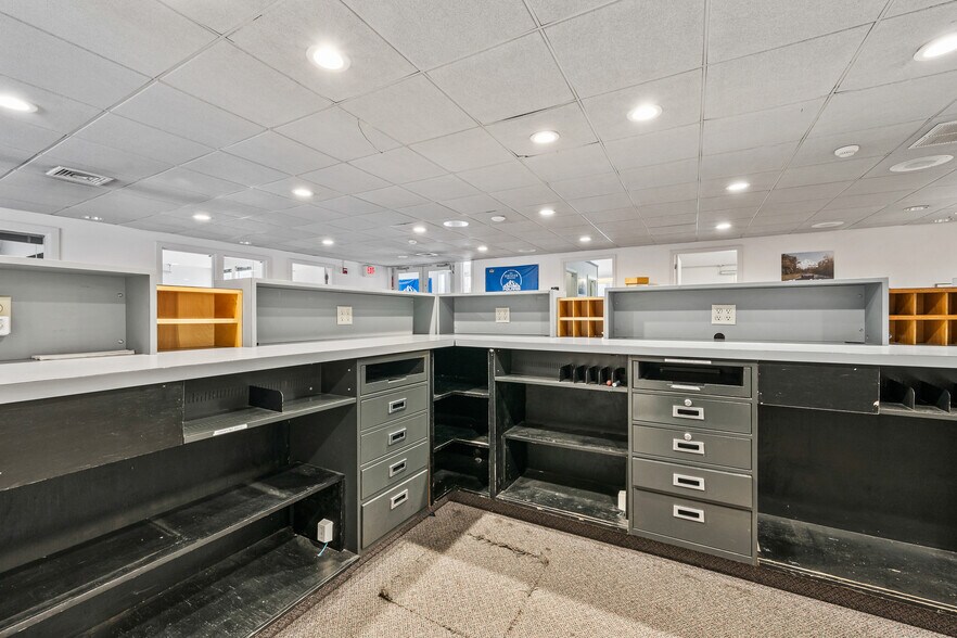 More Photos Of 177 Main St, Gorham Bank For Sale