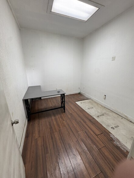 More Photos Of 1950 Hayes St, Hollywood Refrigeration Cold Storage For Lease