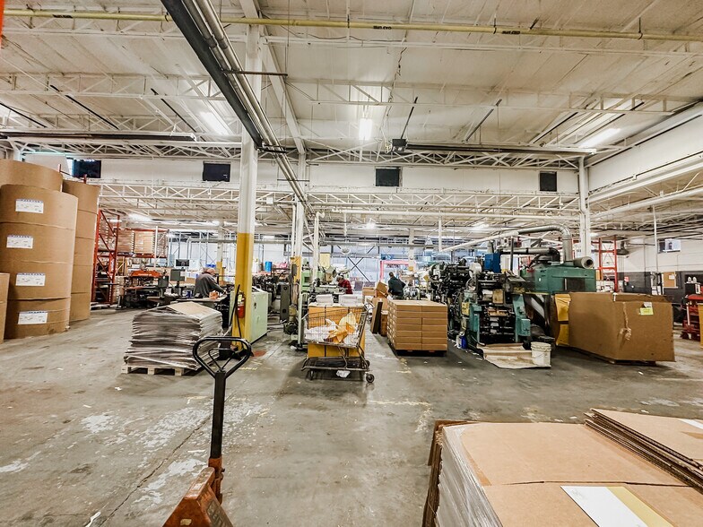 More Photos Of 141 Innovation Dr, Duncansville Warehouse For Lease