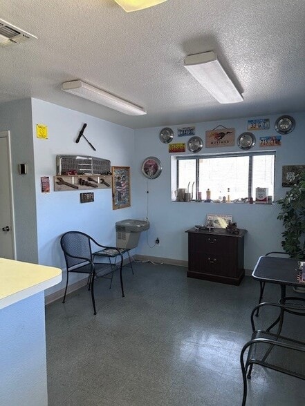 More Photos Of 3700 N Rancho Dr, Las Vegas Auto Repair For Sale