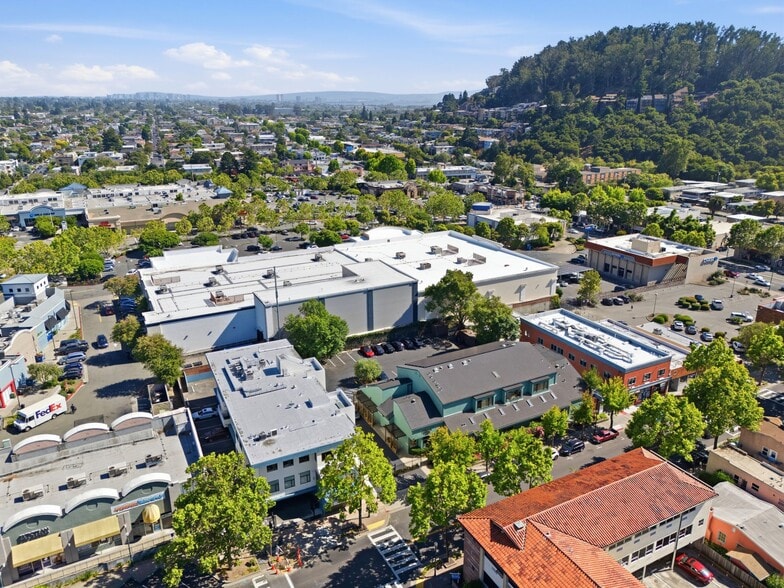 More Photos Of 6500 Fairmount Ave, El Cerrito Storefront Retail Office For Sale