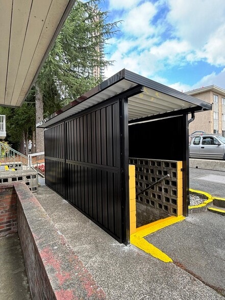 More Photos Of 11538 132A St, Surrey Warehouse For Sale