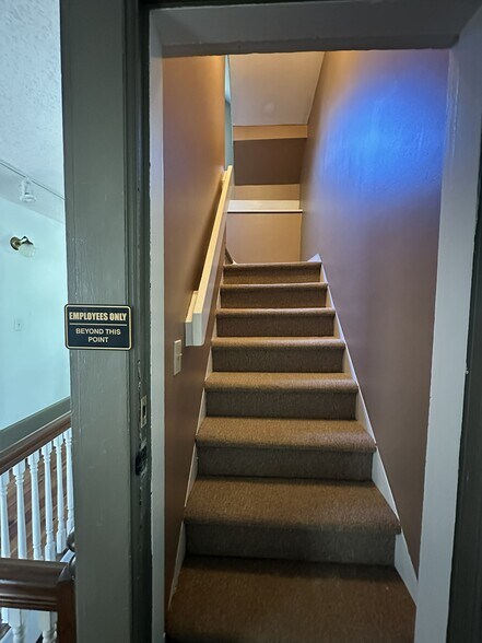 More Photos Of 93 Church St, Asheville Office For Lease