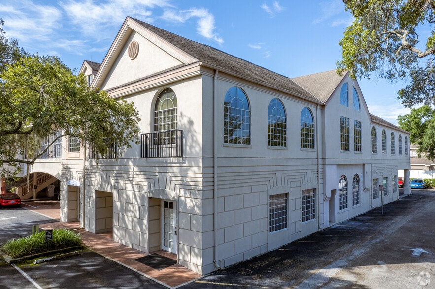 More Photos Of 407 Wekiva Springs Rd, Longwood Medical For Lease