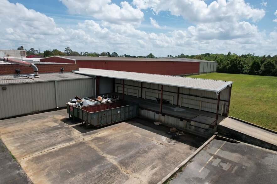 More Photos Of 600 Haines Ave, Waycross Manufacturing For Lease
