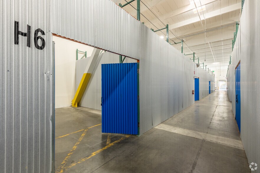 More Photos Of 245 S Spruce Ave, South San Francisco Distribution For Lease