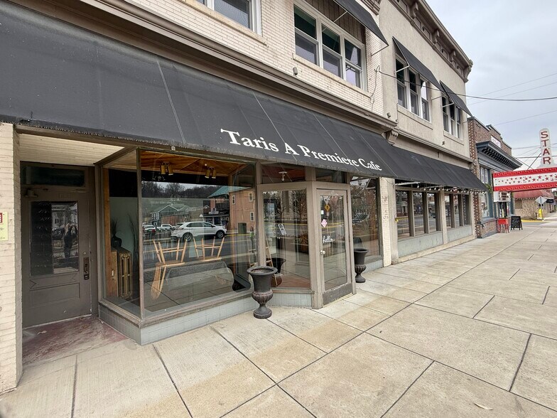 More Photos Of 33 N Washington St, Berkeley Springs Restaurant For Sale