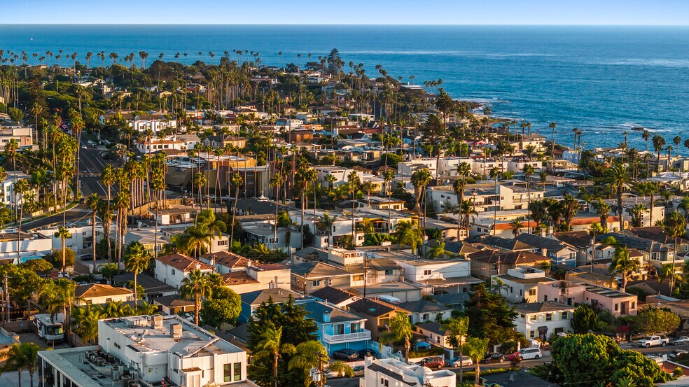 More Photos Of 429 Nautilus St, La Jolla Apartments For Sale