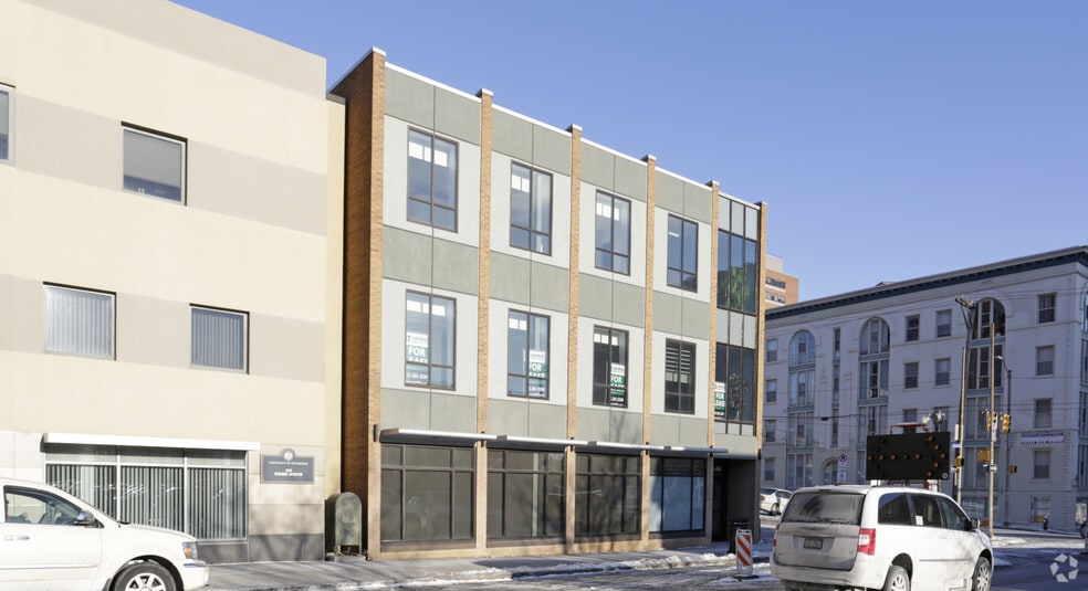 More Photos Of 3347 Forbes Ave, Pittsburgh Storefront Retail Office For Lease