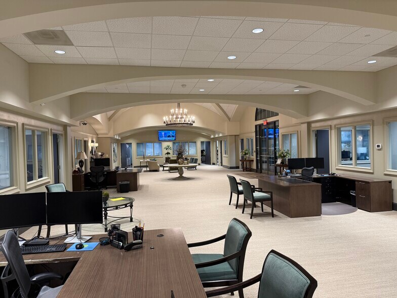 More Photos Of 5960 N Point Pky, Alpharetta Bank For Sale