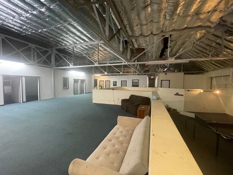More Photos Of 420 E St, Marysville Freestanding For Lease