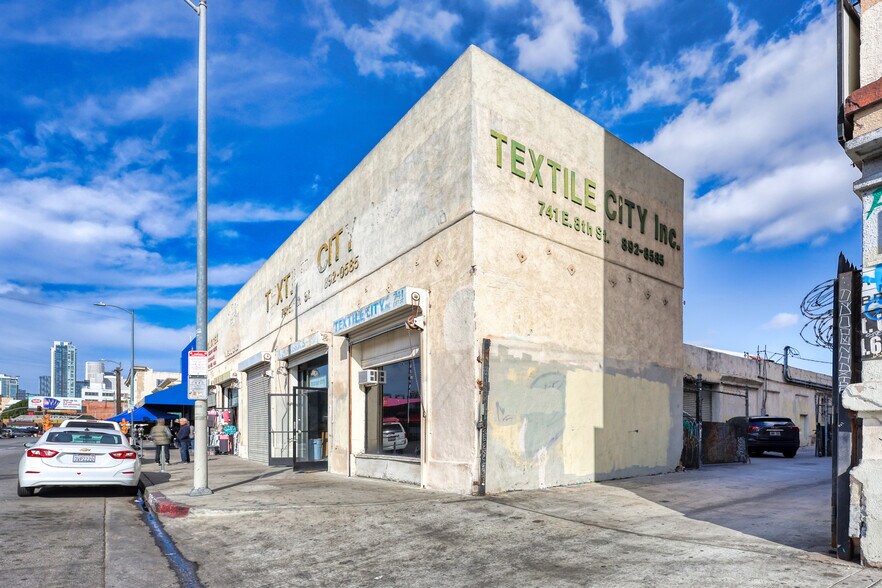 More Photos Of 784 Crocker St, Los Angeles Warehouse For Sale