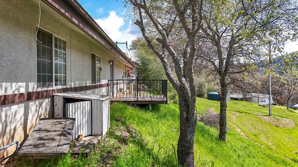 More Photos Of 5320 State Highway 49, Mariposa Office Residential For Sale
