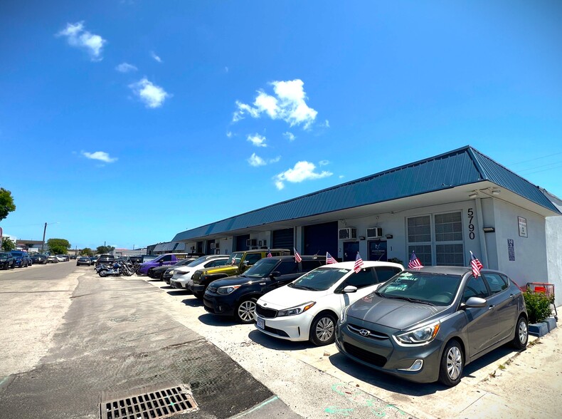 More Photos Of 5790 Rodman St, Hollywood Warehouse For Lease