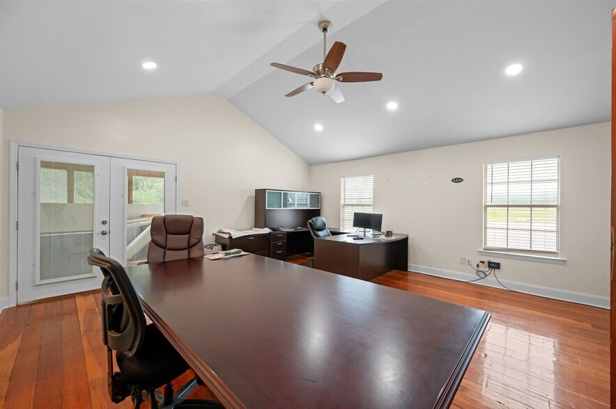 More Photos Of 7555 Half Mile Rd, Irvington Service For Sale