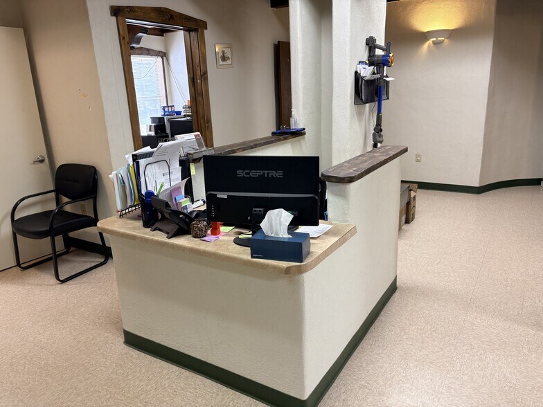 More Photos Of 1213 Gusdorf Rd, Taos Office For Sale