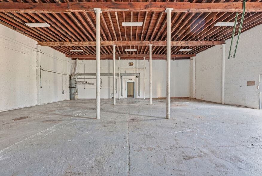 More Photos Of 534 Harvard St, Vineland Warehouse For Sale