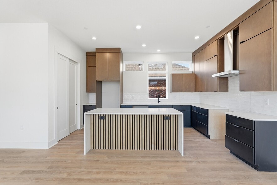 More Photos Of 2202 N Carroll Ave, Dallas Apartments For Sale