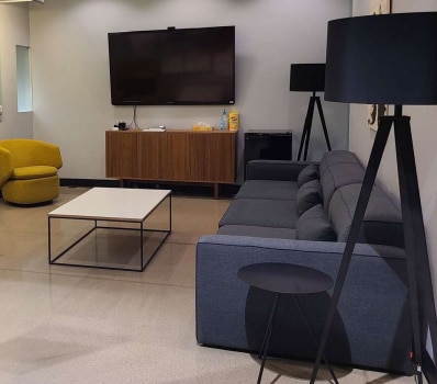 More Photos Of 5000 S Towne Dr, New Berlin Office For Sale