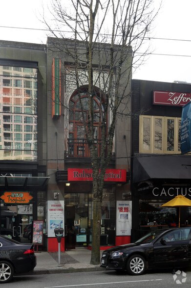 More Photos Of 1126-1128 Robson St, Vancouver Storefront For Sale