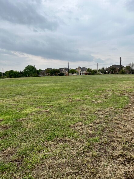 More Photos Of 6711 Grady Niblo Rd, Dallas Land For Sale