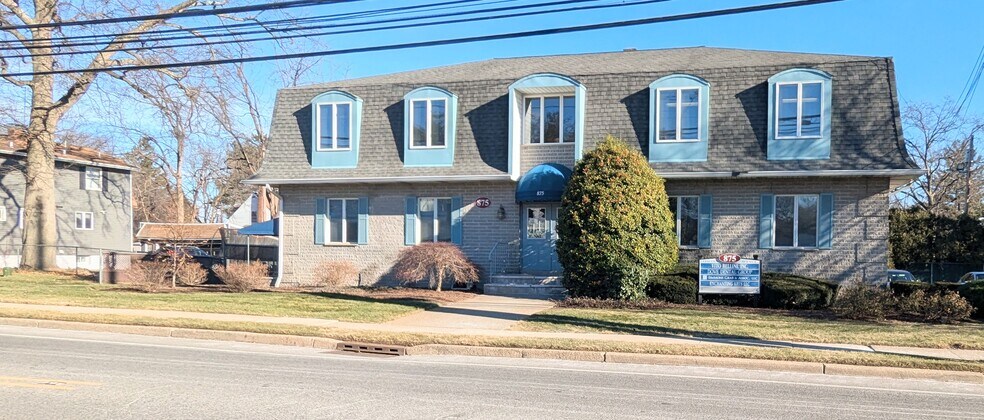More Photos Of 875 Lincoln Ave, Glen Rock Medical For Lease