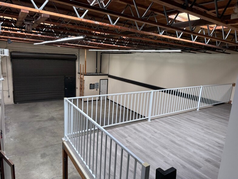 More Photos Of 3814 W 139th St, Hawthorne Warehouse For Lease