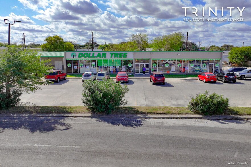 More Photos Of 3411 Leopard St, Corpus Christi Freestanding For Sale