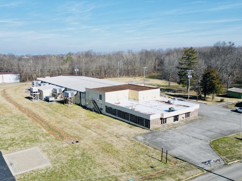 Primary Photo Of 104 Wheeler St, Portland Distribution For Sale