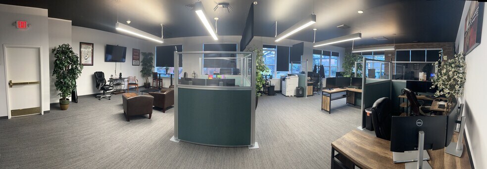 More Photos Of 1800 Camden Rd, Charlotte Office Residential For Lease