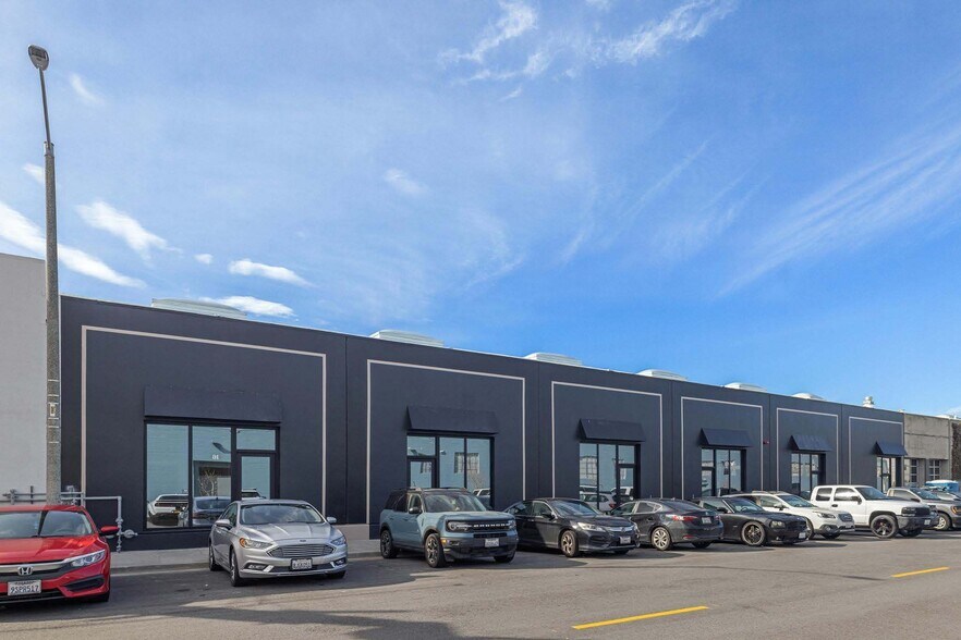 Primary Photo Of 290 De Haro St, San Francisco Loft Creative Space For Lease