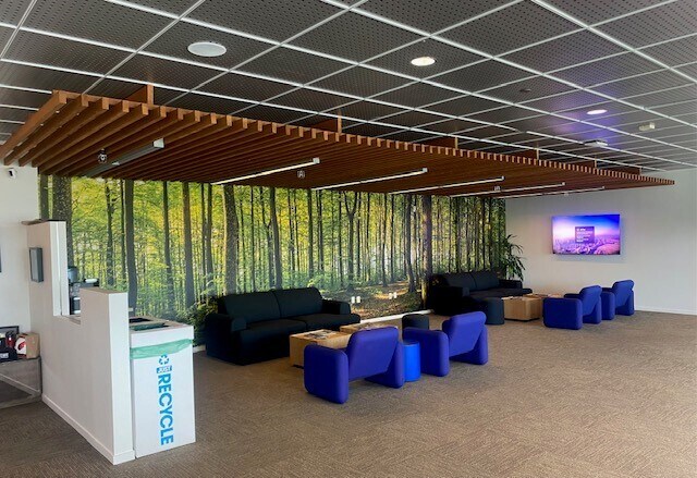 More Photos Of 24151 Ventura Blvd, Calabasas Office For Lease