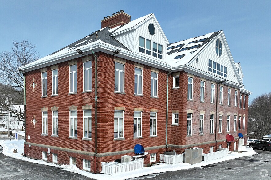 More Photos Of 85 Eastern Ave, Gloucester Loft Creative Space For Sale